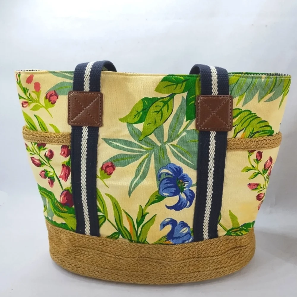 Tommy Hilfiger Floral Canvas Bag Woven Bottom